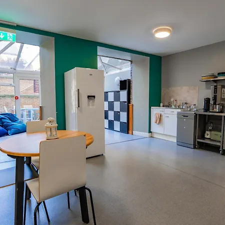 Compact Ensuite Near Stephen's Green, * Δουβλίνο